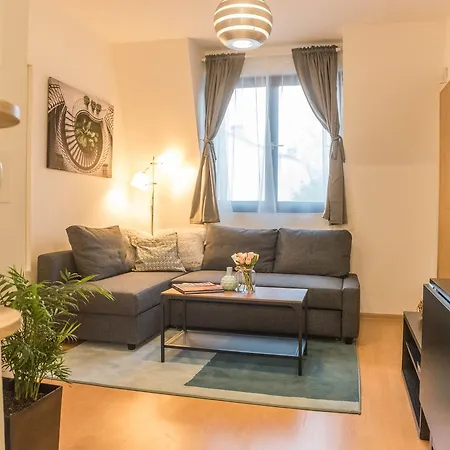 M7 Apartment Нови-Сад Экстерьер фото